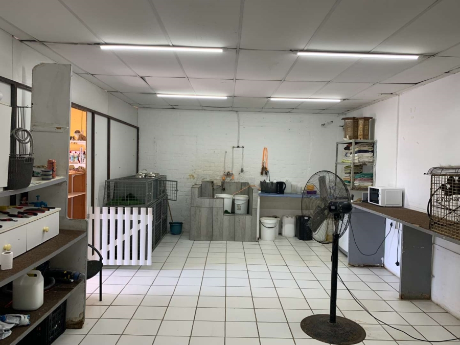 To Let commercial Property for Rent in Kuils River Western Cape